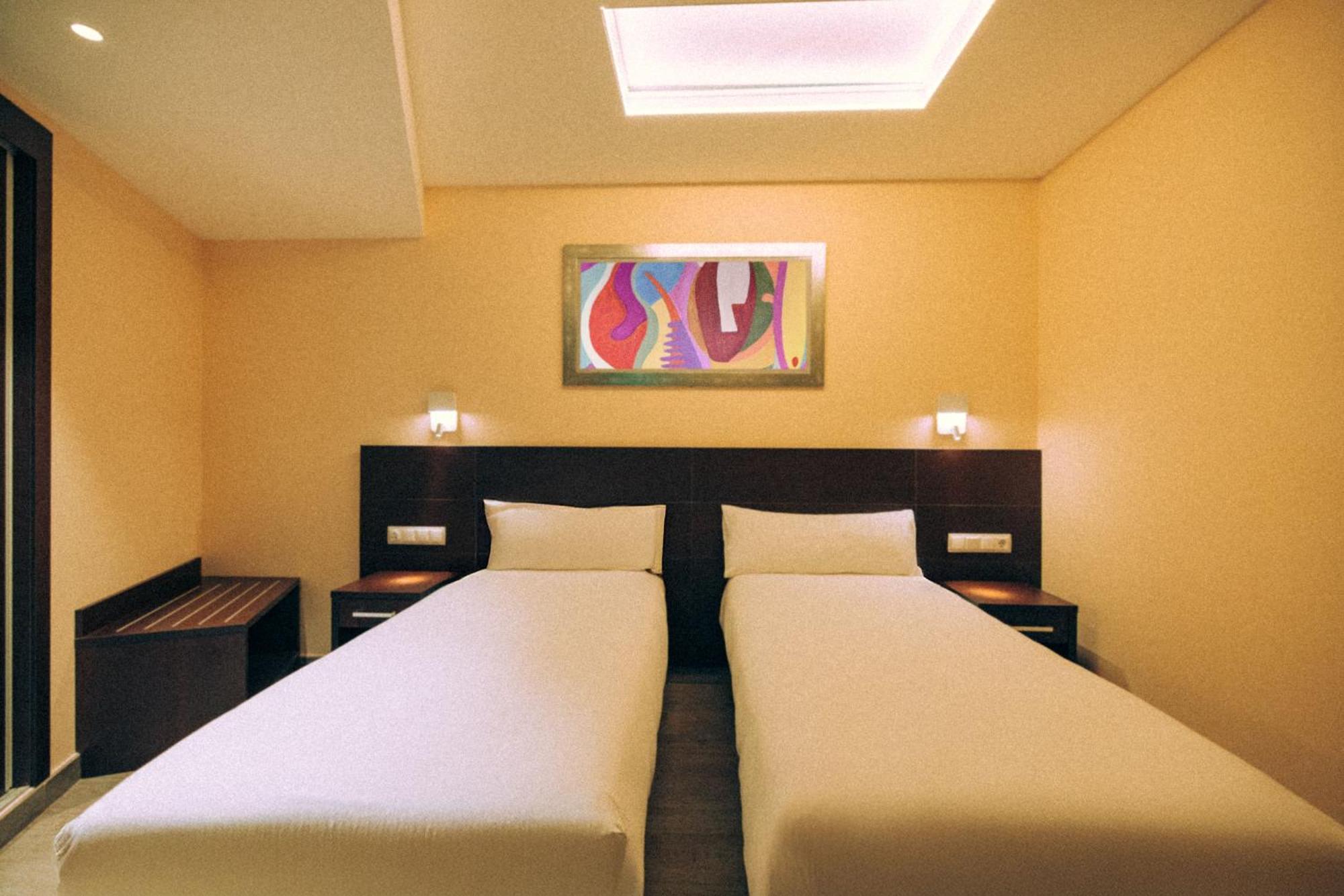 Marina Resort Benidorm - The Original Benidorm Vibe Habitación foto